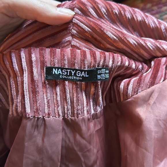 NASTY GAL PINK STRIPED VELVET OVERSIZED BLAZER MOB WIFE - Picture 2 of 4